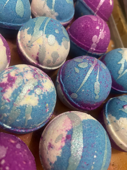 Cloud bath bomb 200gm