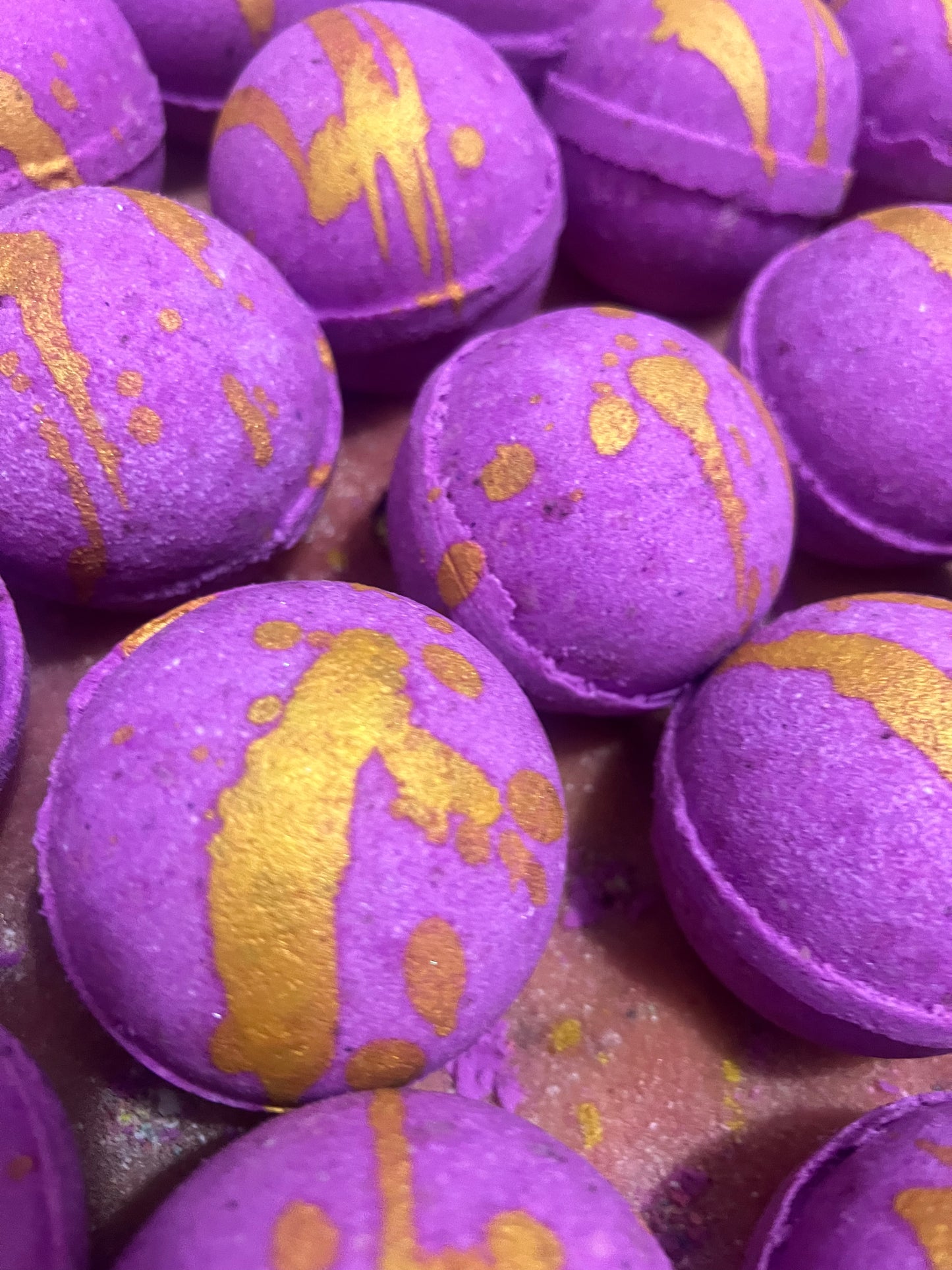 Wonderstruck bath bomb 200gm